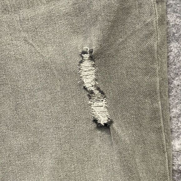 NWT INC International Concepts Denim Jeans Womens Gray Size 6/28 Ripped Straight - Picture 14 of 16